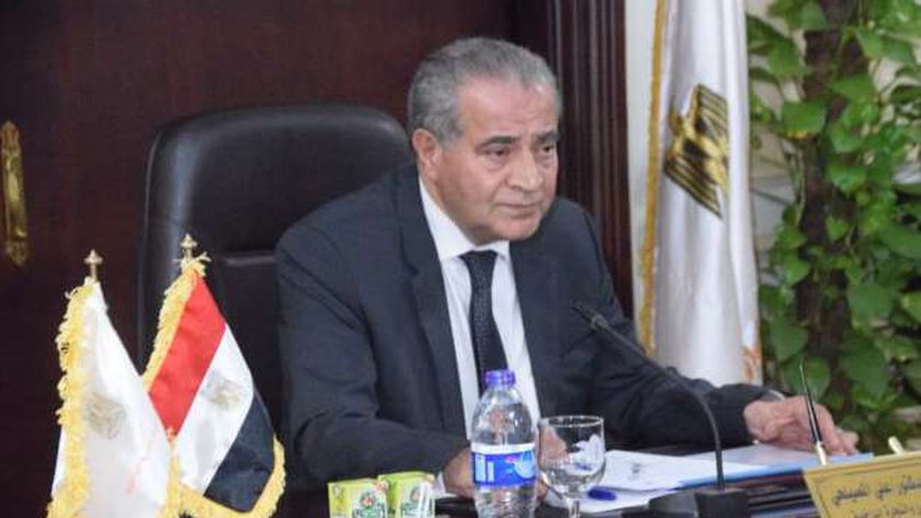 التموين: ضبط أي تاجر يستغل أزمة كورونا وتحويله للنيابة - مصر - 
