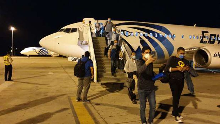 مطار مرسي علم يستقبل طائرة بغداد