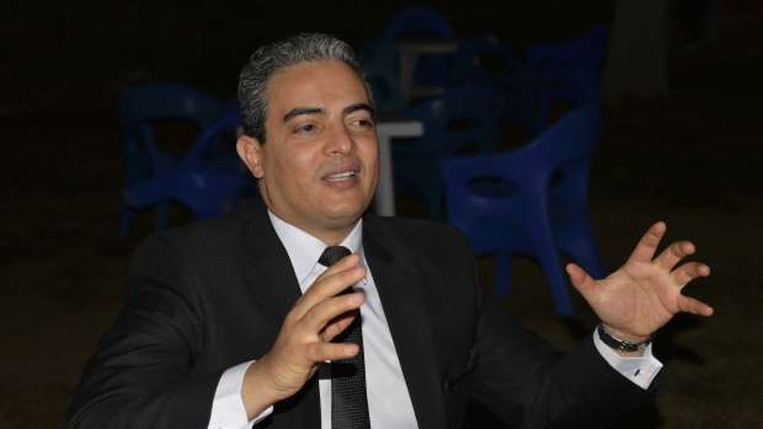 الإعلاميين : مصطفى بكري مهدد بمنعه من الظهور لإذاعة خبر كاذب - مصر - 
