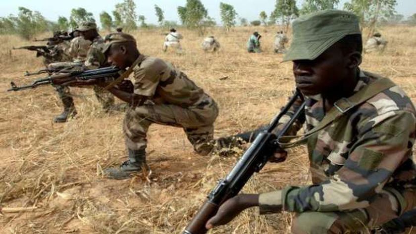 داعش  غرب أفريقيا يتبنى هجوما على قوات أمن النيجر راح ضحيته 89 عنصرا - العرب والعالم - 